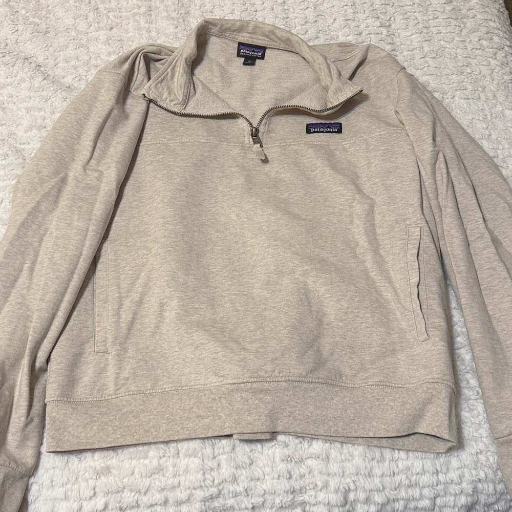 Patagonia Cream Quarter-Zip Fleece